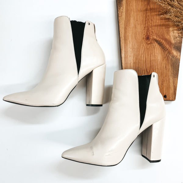Model Shoes Size 9 | Made For Walking Pointed Toe Booties in Ivory