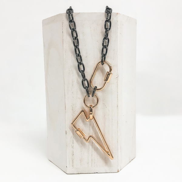 Thunderbolt Lock Chain Necklace in Black/Gold