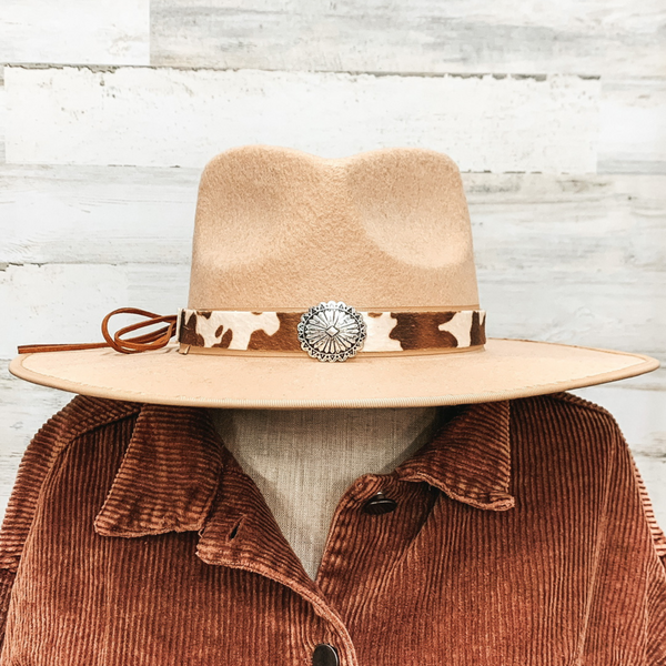 Back Road Chillin Cow Print Hat Band in Brown/Silver