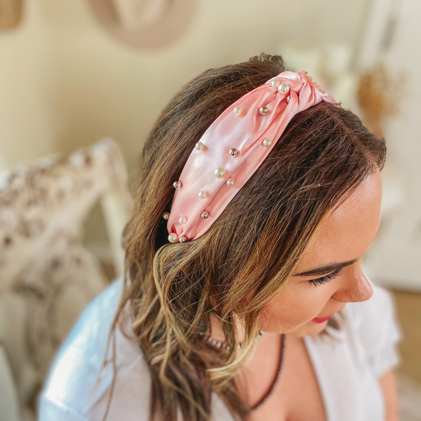 Pearl and Silver Beaded Detailed Headband in Light Pink