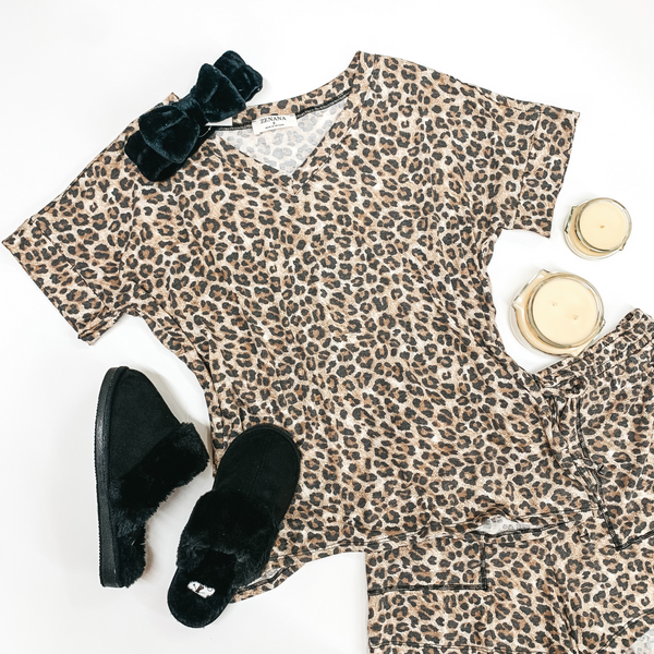 Cue the Cuddles V Neck Lounge Top in Leopard