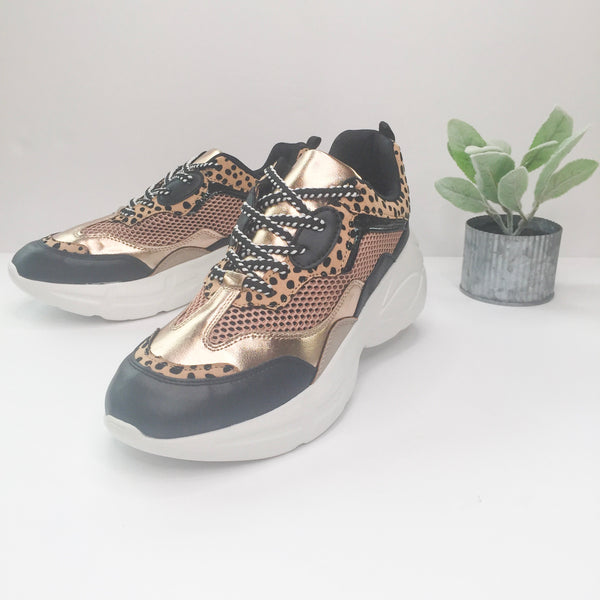 Rise Up Lace Up Sneaker in Leopard