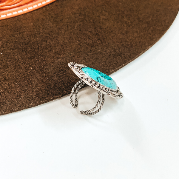 Oval Stone with Silver Tone Detailing Cuff Ring in Turquoise